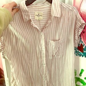 American Eagle Women’s Short Sleeve Button-up